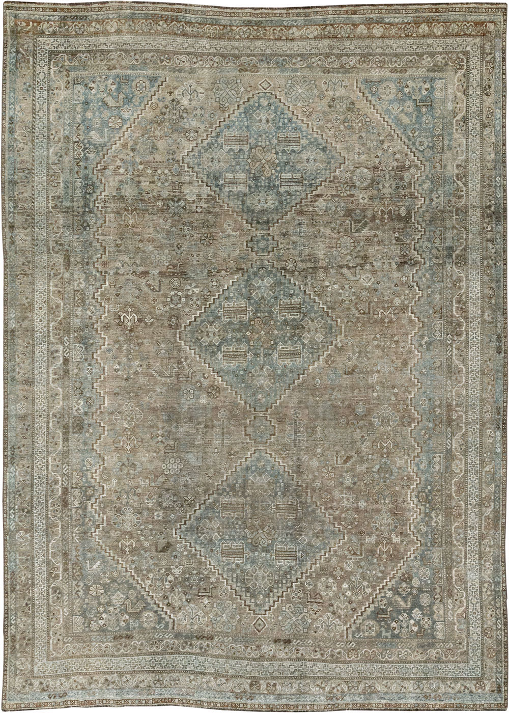 Vintage Persian Shiraz Accent Carpet, No.33310 - Gsblank