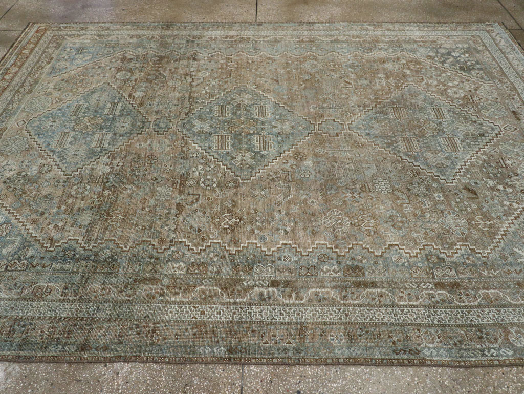 Vintage Persian Shiraz Accent Carpet, No.33310 - Gsblank