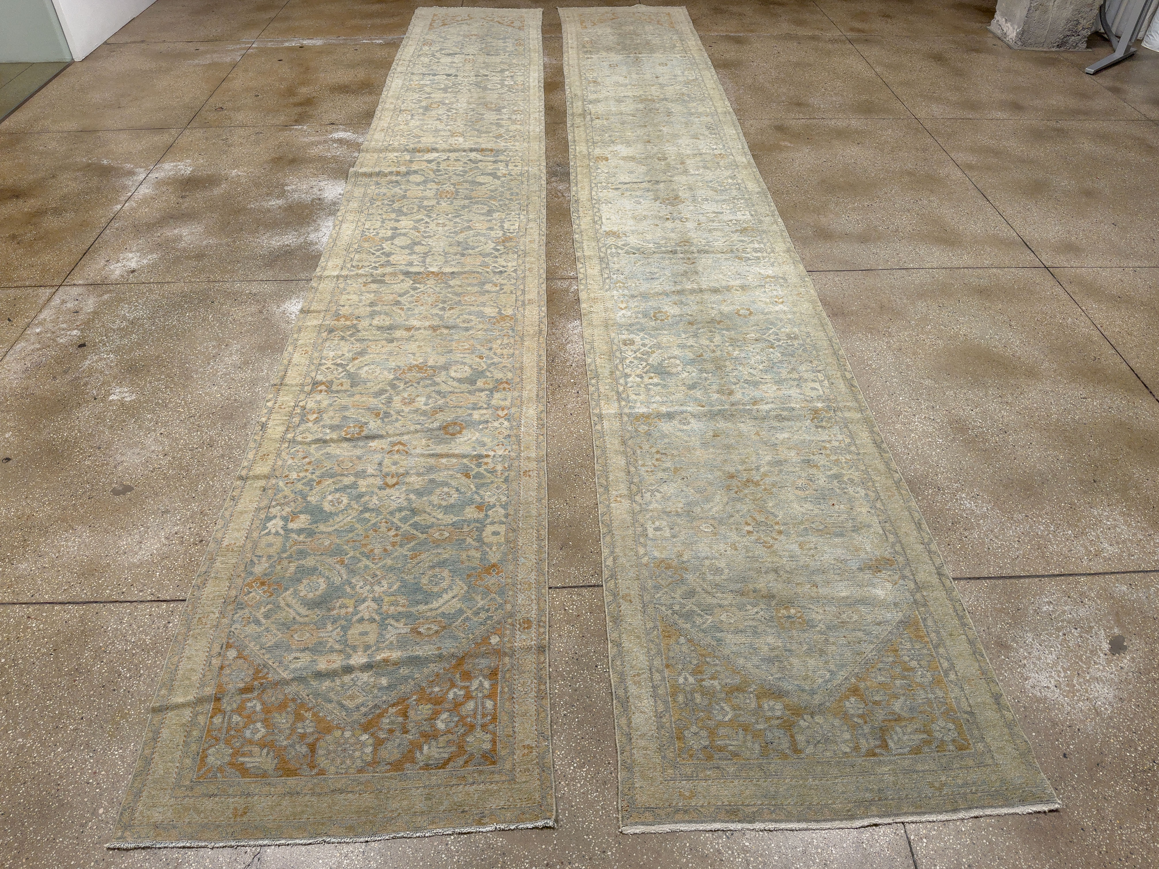 Antique Persian Malayer Long Runner (Pair: 2 of 2), No.33311 - Gsblank