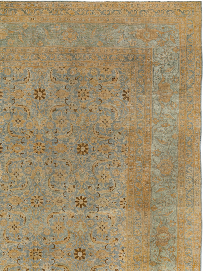 Antique Persian Tabriz Room Size Carpet, No.33312 - Gsblank