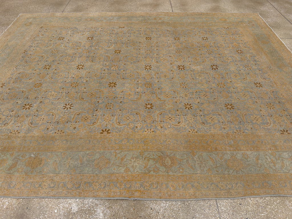Antique Persian Tabriz Room Size Carpet, No.33312 - Gsblank