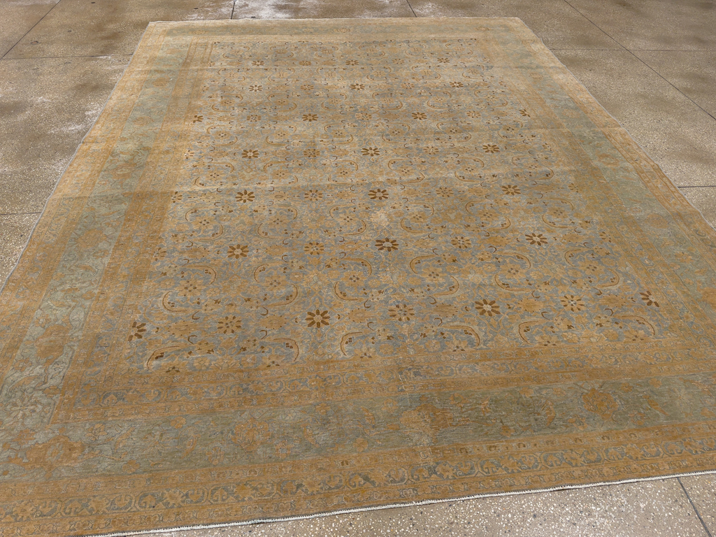 Antique Persian Tabriz Room Size Carpet, No.33312 - Gsblank