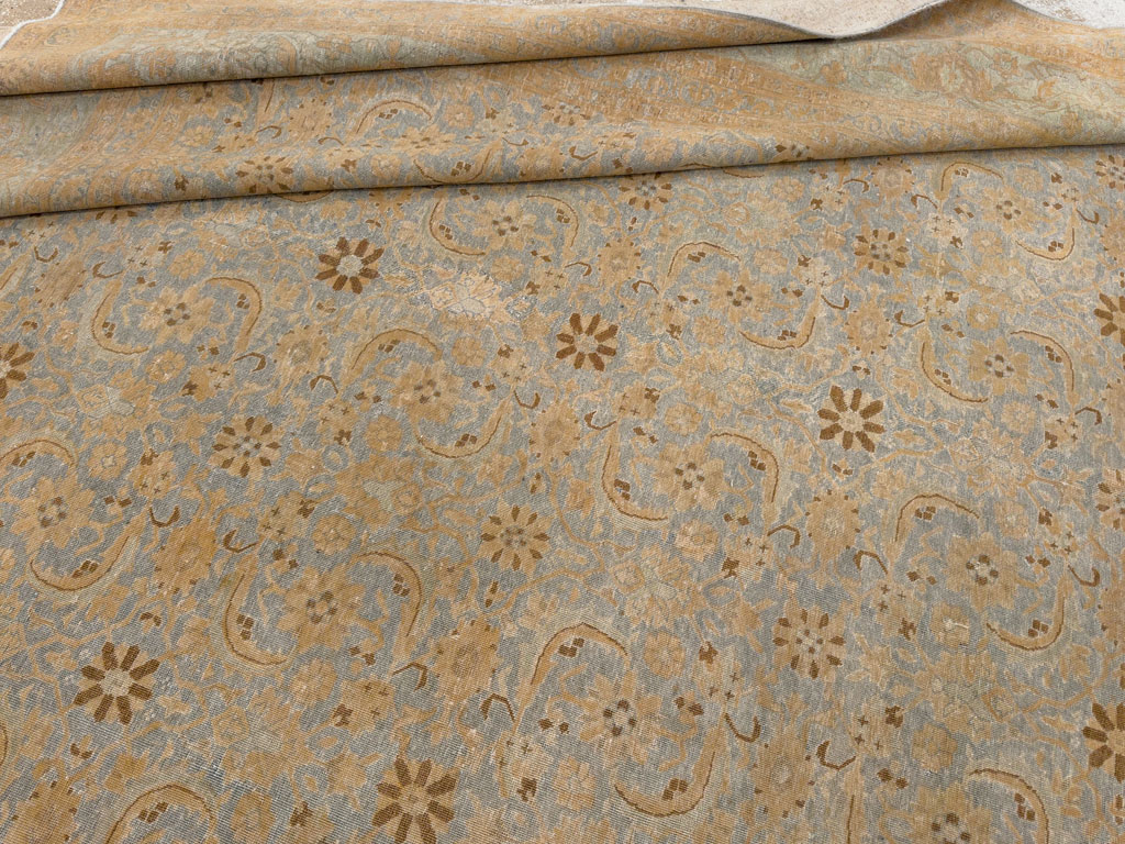 Antique Persian Tabriz Room Size Carpet, No.33312 - Gsblank