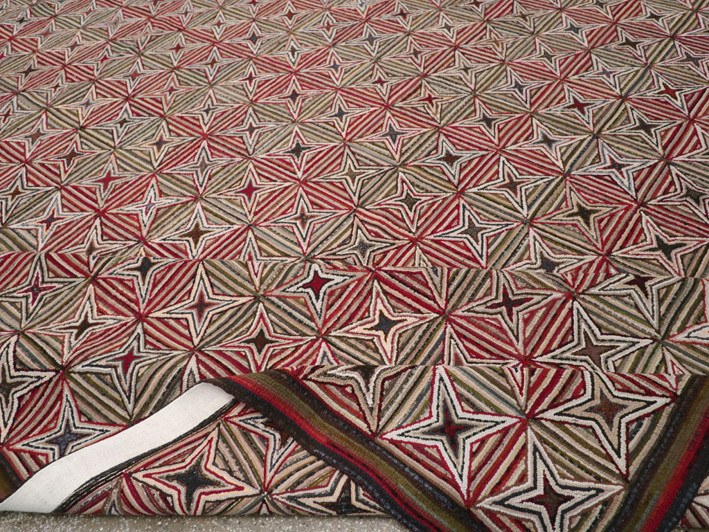 Modern Ecuadorian Hooked Rug in the American Style, No.33322 - Gsblank