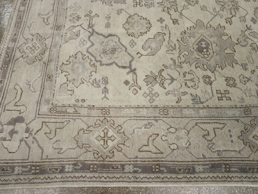 Antique Turkish Oushak Square Room Size Carpet, No.33328 - Gsblank
