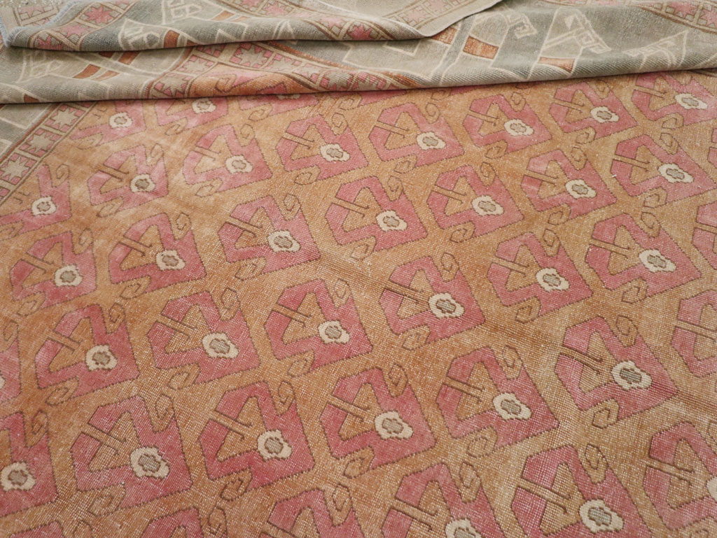 Vintage Turkish Anatolian Room Size Carpet, No.33337 - Gsblank