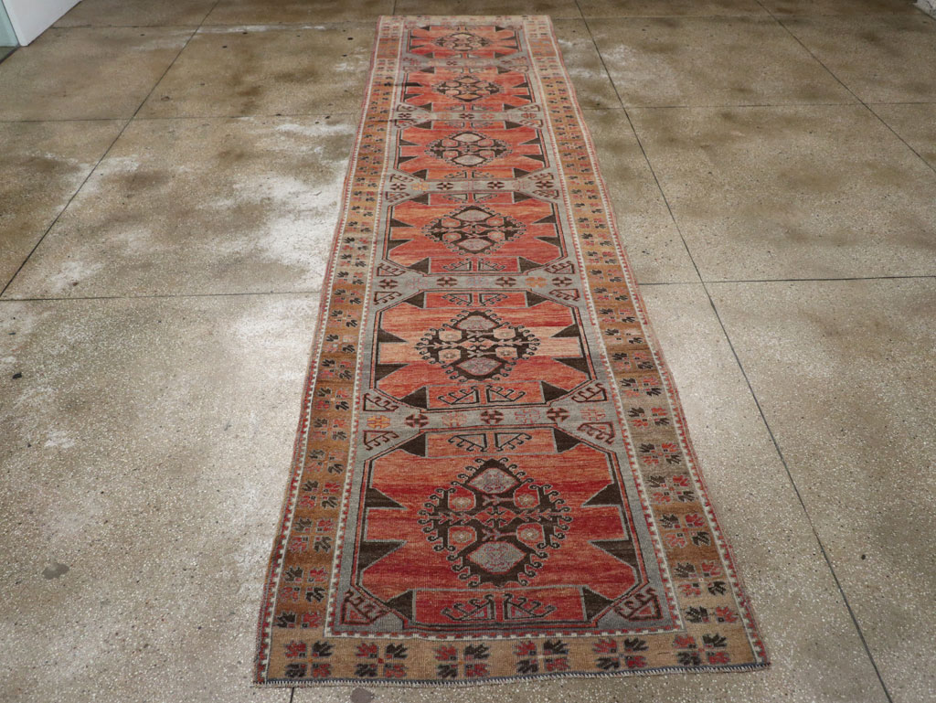 Vintage Turkish Anatolian Long Runner, No.33338 - Gsblank