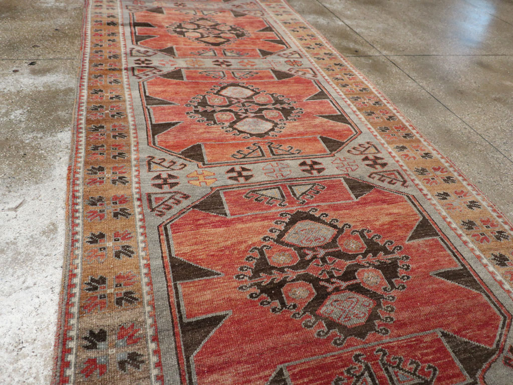 Vintage Turkish Anatolian Long Runner, No.33338 - Gsblank