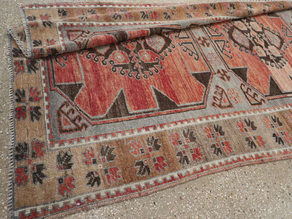 Vintage Turkish Anatolian Long Runner, No.33338 - Gsblank