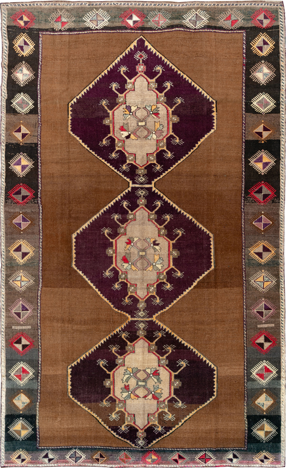Vintage Turkish Anatolian Tribal Room Size Carpet, No.33346 - Gsblank