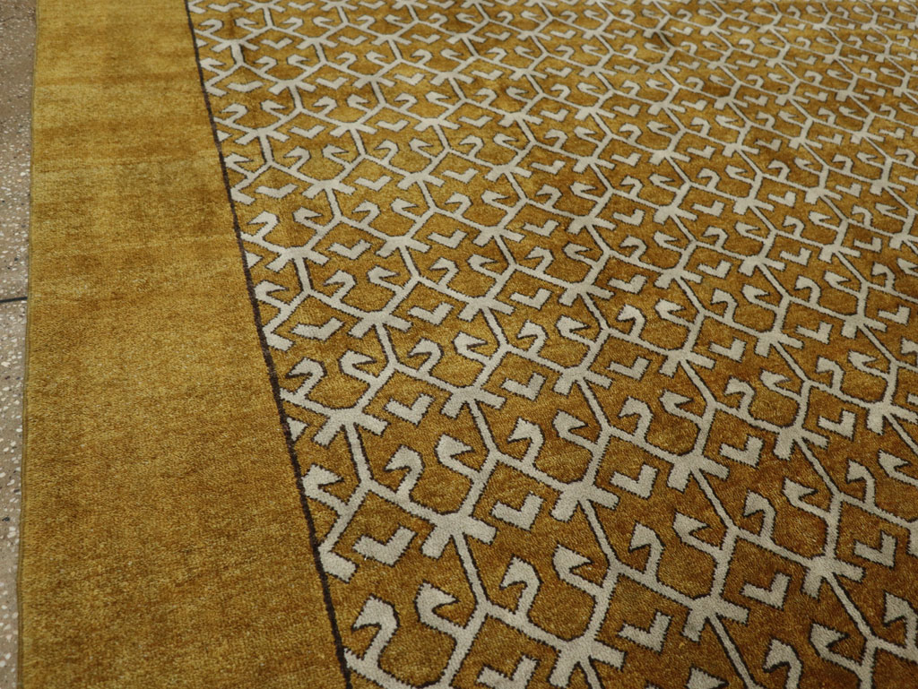 Vintage Turkish Anatolian Square Room Size Carpet, No.33363 - Gsblank