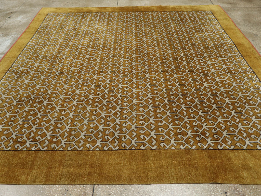 Vintage Turkish Anatolian Square Room Size Carpet, No.33363 - Gsblank