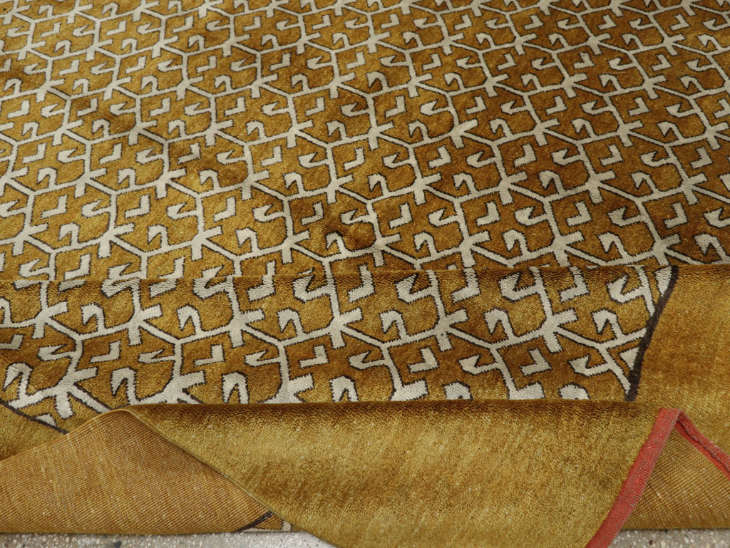 Vintage Turkish Anatolian Square Room Size Carpet, No.33363 - Gsblank