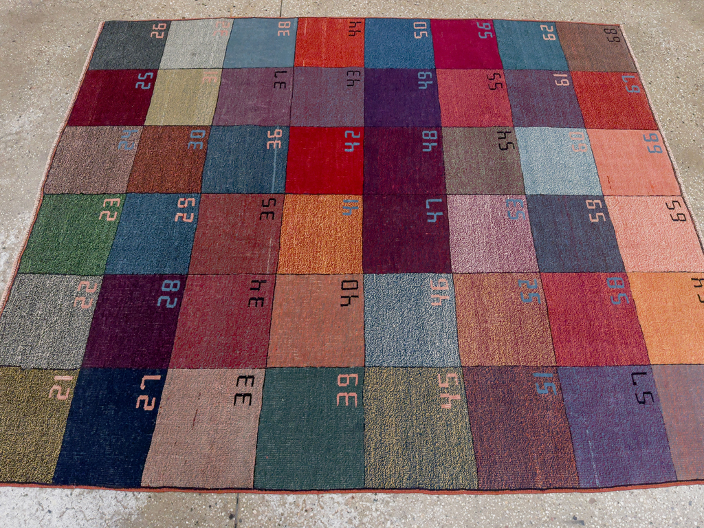 Vintage Turkish Anatolian Accent Rug, No.33364 - Gsblank