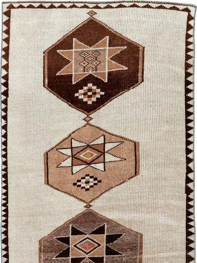 Vintage Turkish Anatolian Runner, No.33373 - Gsblank