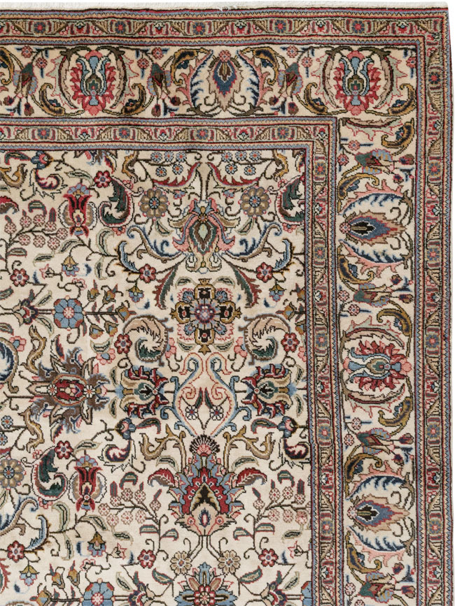 Vintage Persian Tabriz Room Size Carpet, No.33375 - Gsblank