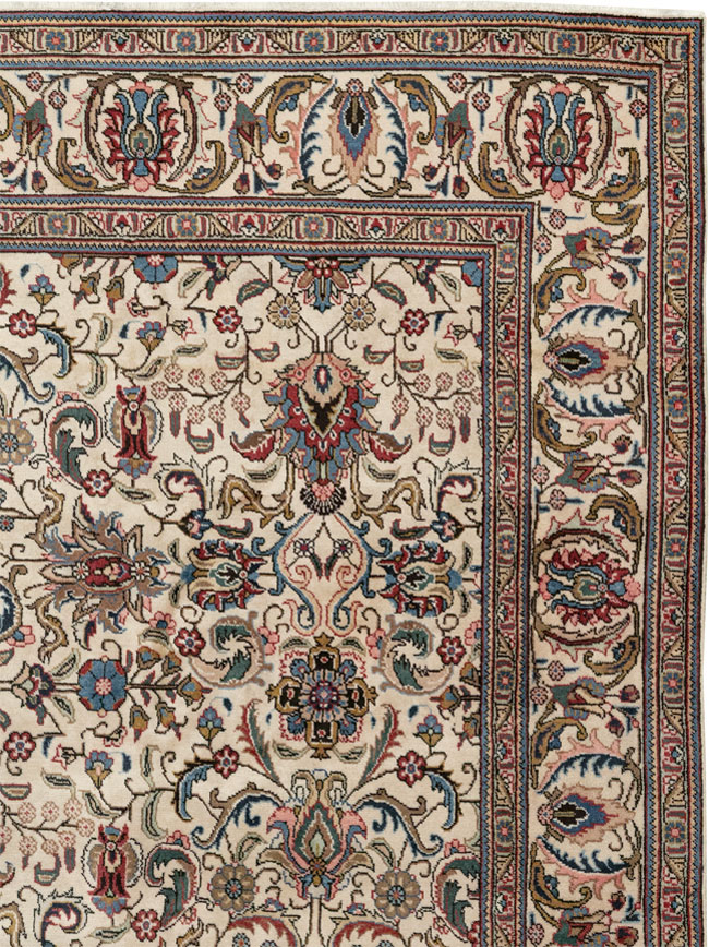 Vintage Persian Tabriz Room Size Carpet, No.33375 - Gsblank