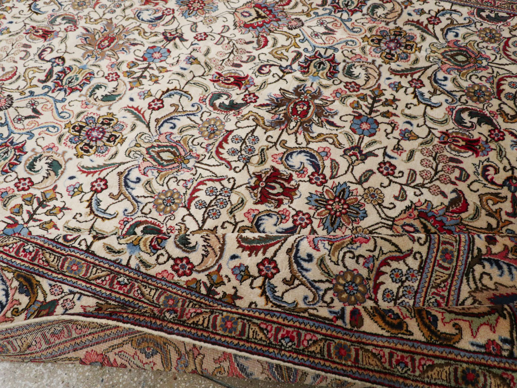 Vintage Persian Tabriz Room Size Carpet, No.33375 - Gsblank
