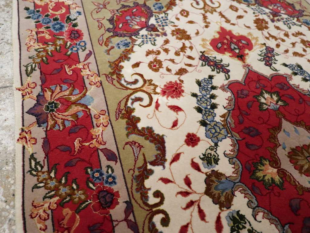Modern Persian Tabriz Throw Rug, No.33376 - Gsblank