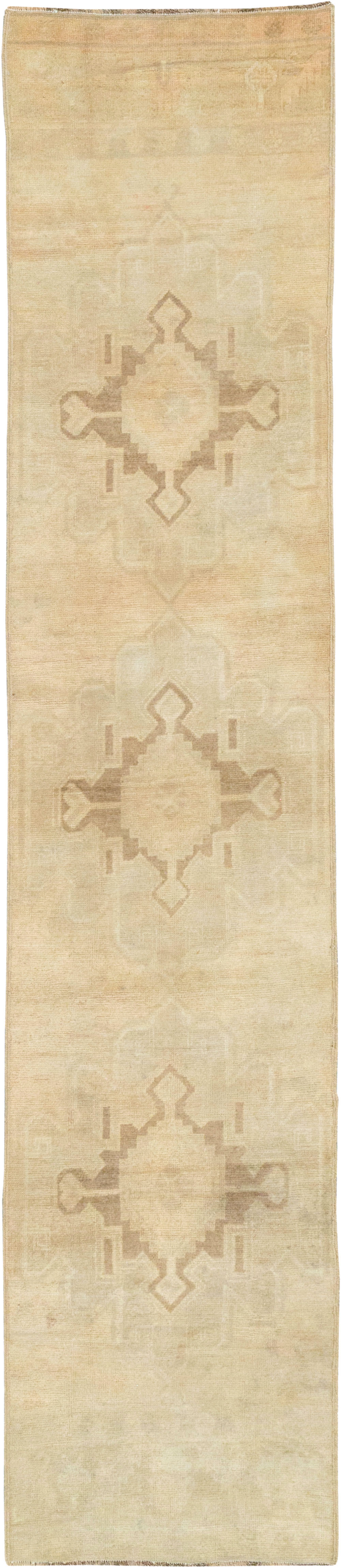 Vintage Turkish Anatolian Runner, No.33385 - Gsblank