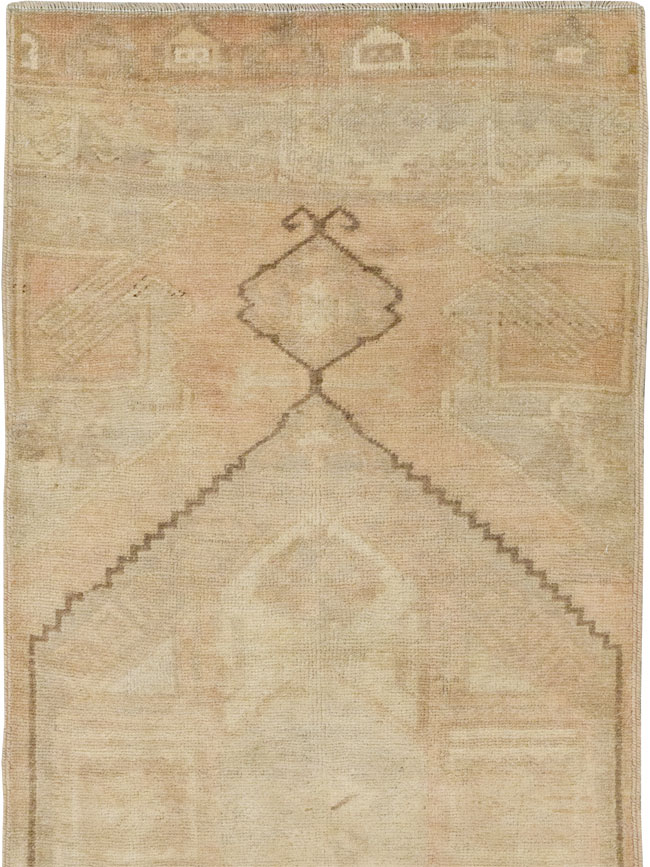 Vintage Turkish Anatolian Runner, No.33386 - Gsblank