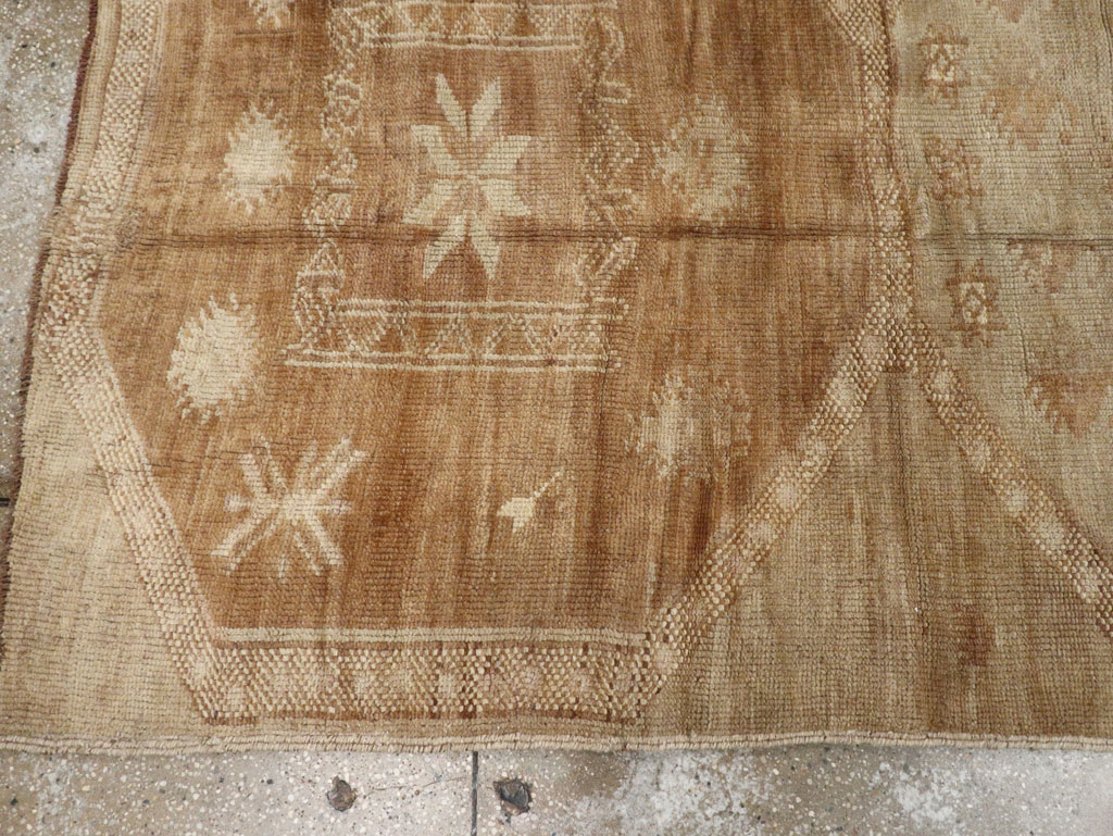 Vintage Turkish Anatolian Wide Gallery Runner, No.33387 - Gsblank