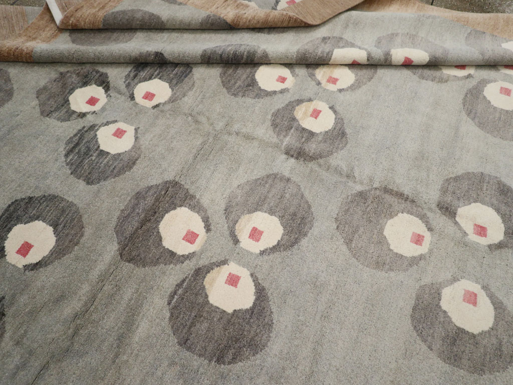 Modern East Turkestan Art Deco Room Size Carpet, No.33401 - Gsblank