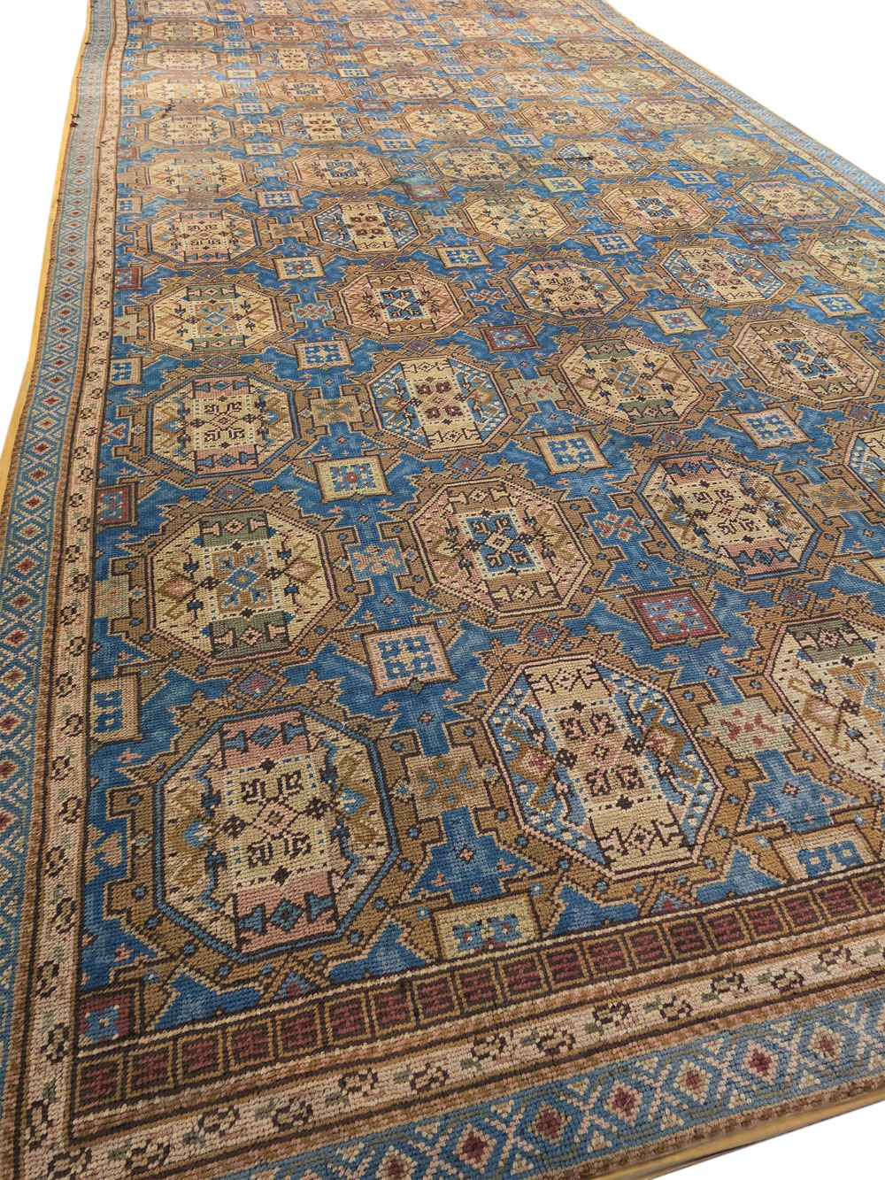 Antique European Oversize Carpet, No.33411 - Gsblank
