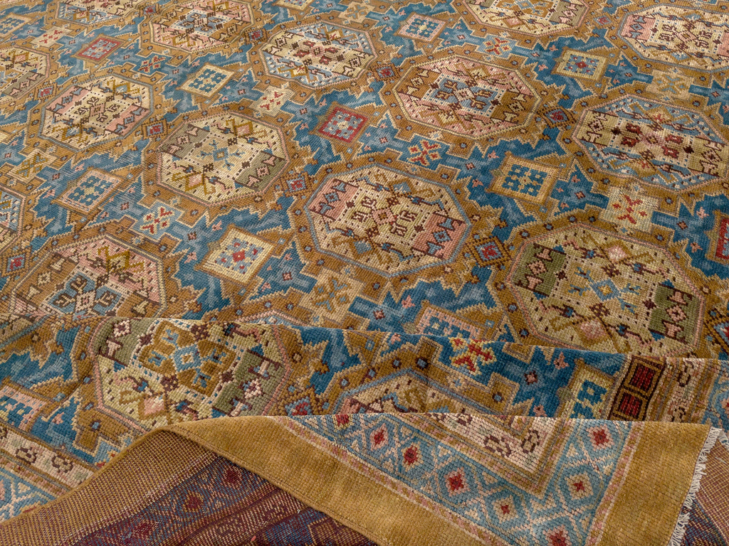 Antique English Axminster Oversize Carpet, No.33411 - Gsblank
