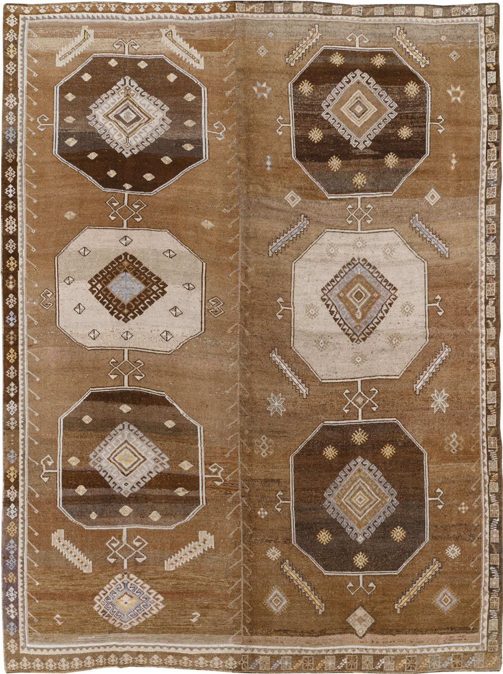 Vintage Turkish Anatolian Room Size Carpet, No.33422 - Gsblank