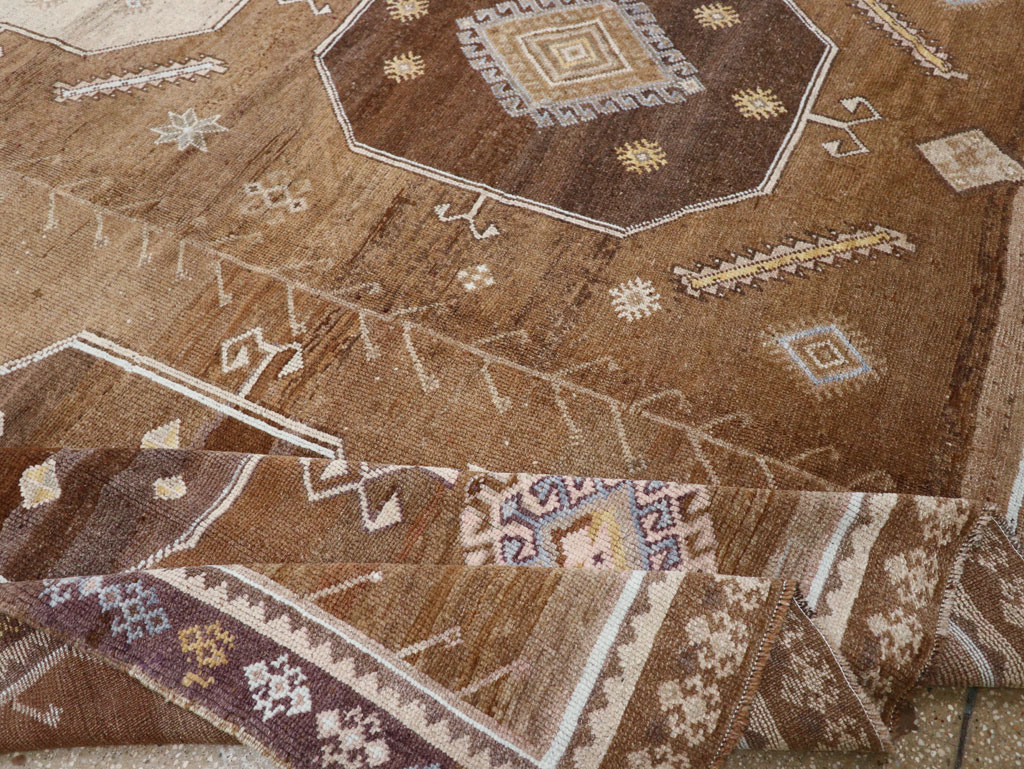 Vintage Turkish Anatolian Room Size Carpet, No.33422 - Gsblank