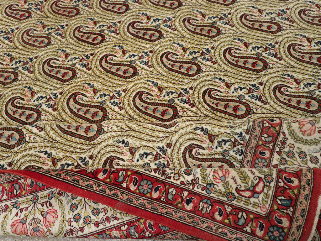 Vintage Persian Quom Room Size Carpet, No.33423 - Gsblank