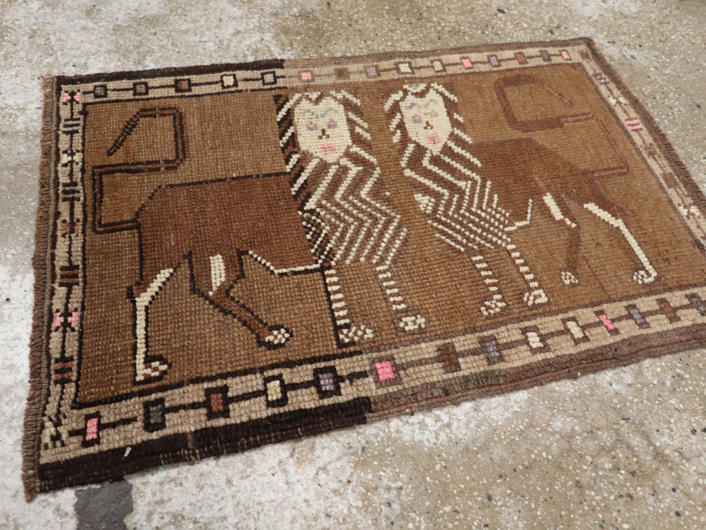 Vintage Turkish Anatolian Pictorial Rug, No.33428 - Gsblank