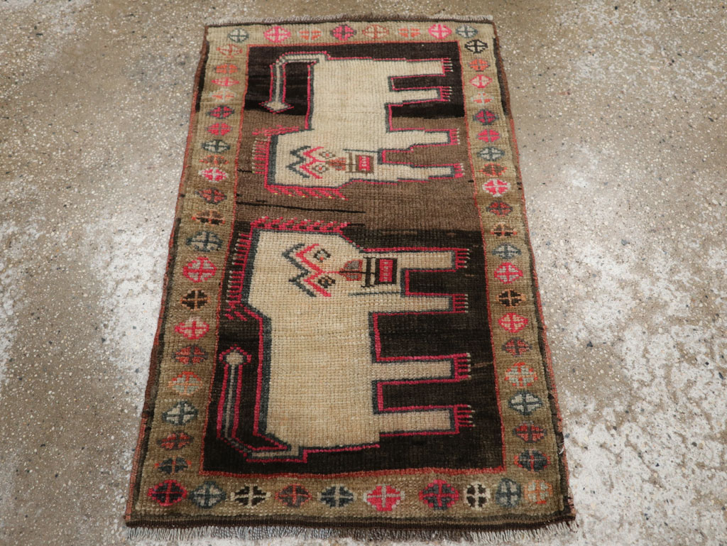 Vintage Turkish Anatolian Pictorial Rug, No.33435 - Gsblank