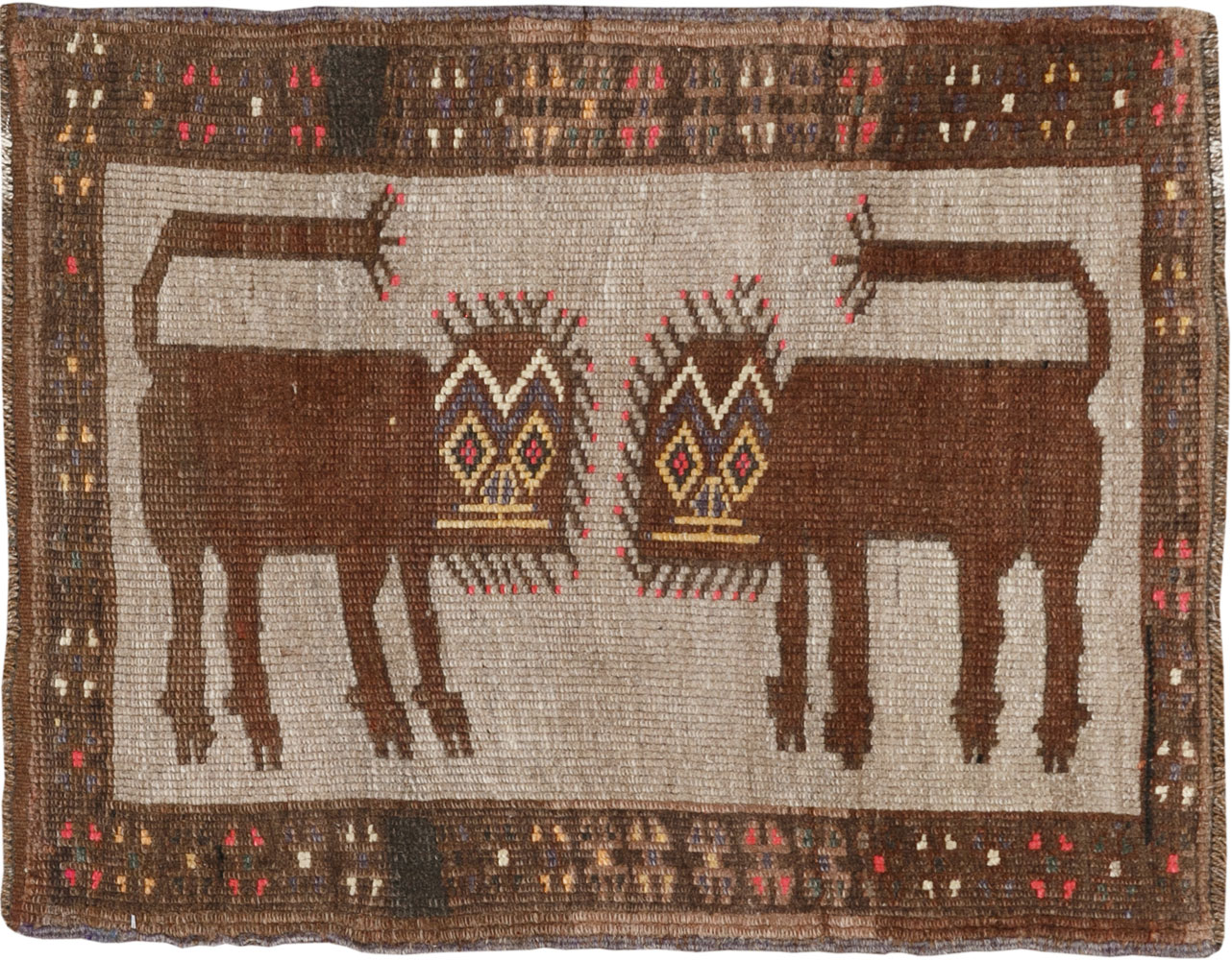 Vintage Turkish Anatolian Pictorial Rug, No.33439 - Gsblank