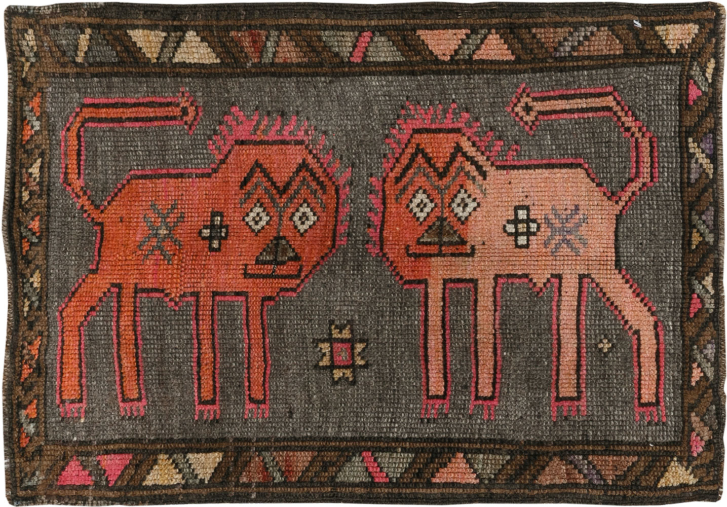 Vintage Turkish Anatolian Pictorial Rug, No.33440 - Gsblank