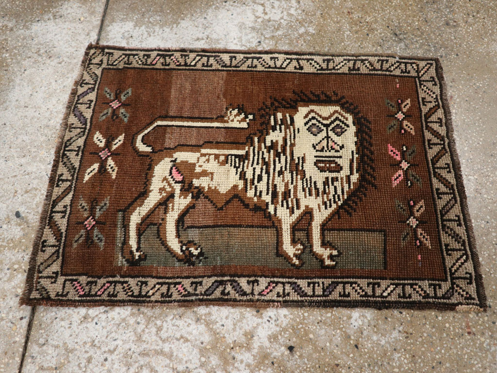 Vintage Turkish Anatolian Pictorial Rug (Pair: 1 of 2), No.33441 - Gsblank