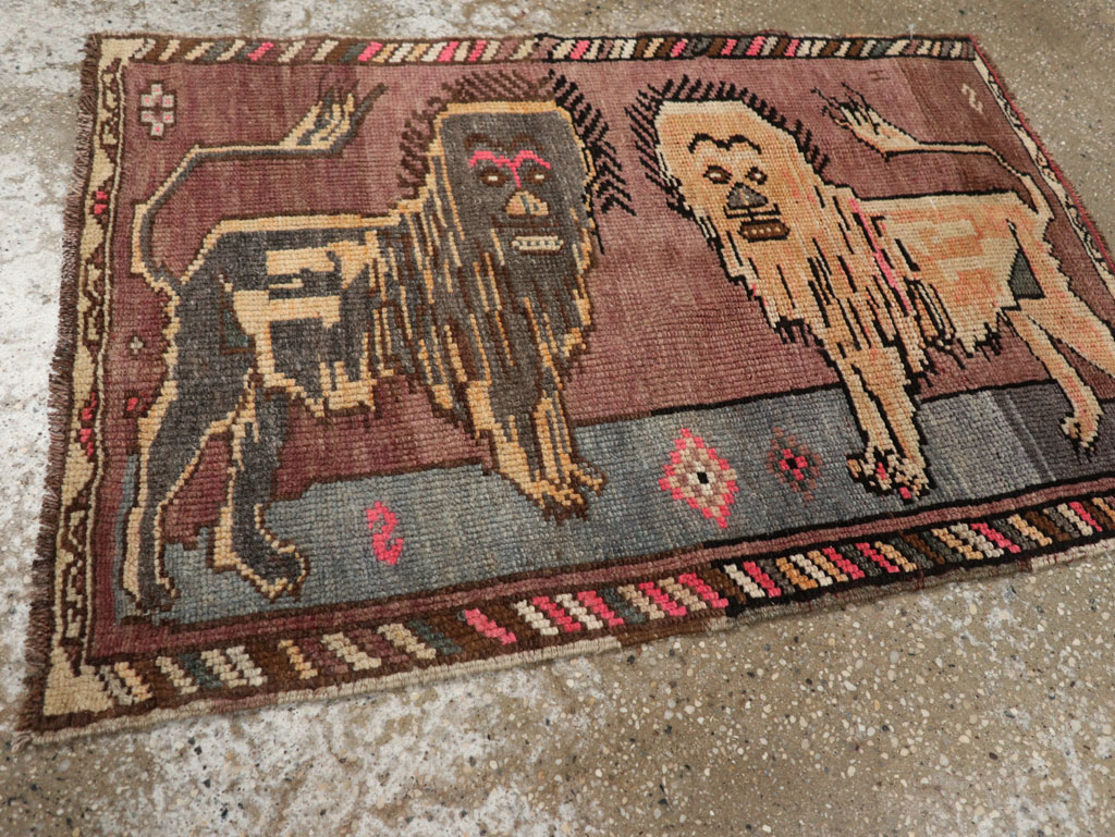 Vintage Turkish Anatolian Pictorial Rug, No.33445 - Gsblank