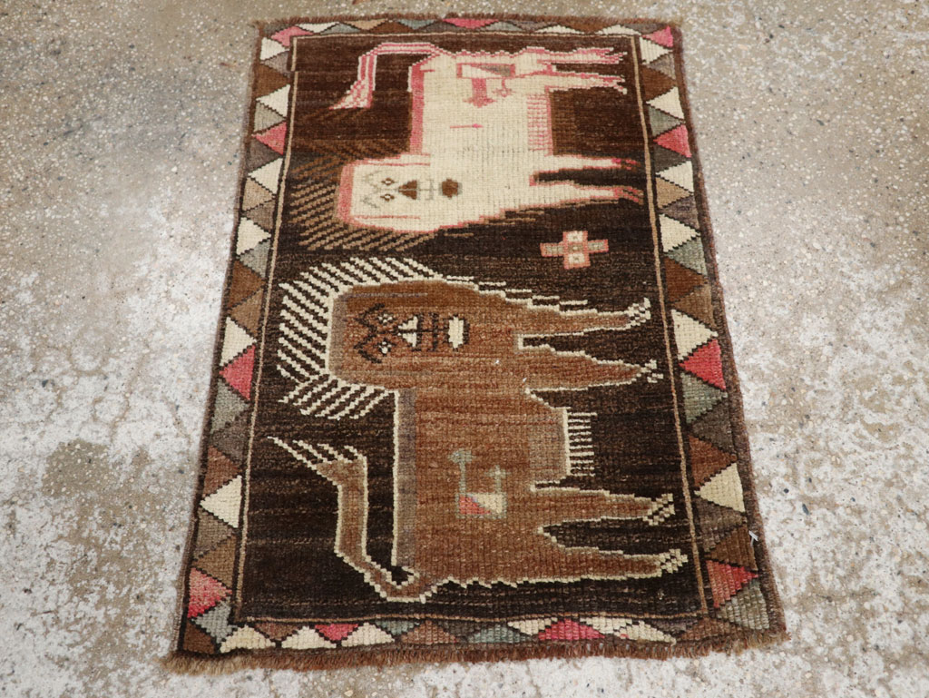 Vintage Turkish Anatolian Pictorial Rug, No.33447 - Gsblank