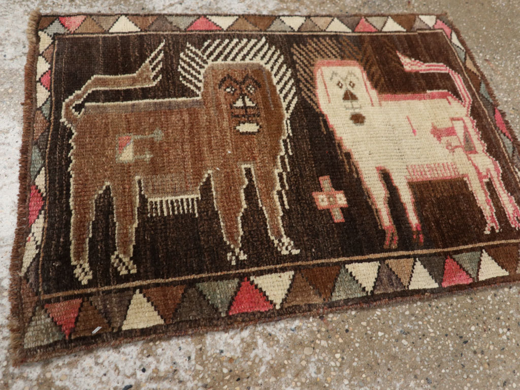 Vintage Turkish Anatolian Pictorial Rug, No.33447 - Gsblank