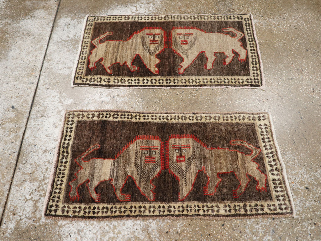 Vintage Turkish Anatolian Pictorial Rug (Pair: 2 of 2), No.33448 - Gsblank