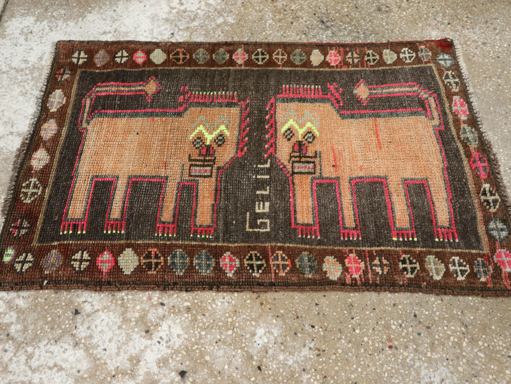 Vintage Turkish Anatolian Pictorial Rug, No.33449 - Gsblank