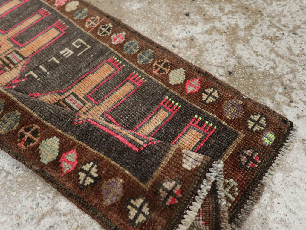 Vintage Turkish Anatolian Pictorial Rug, No.33449 - Gsblank