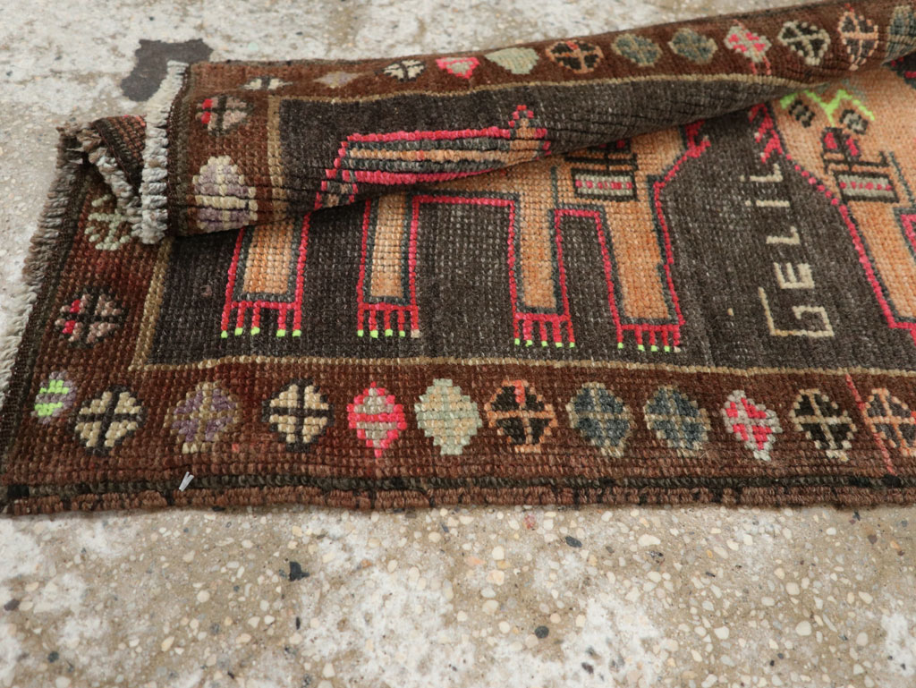 Vintage Turkish Anatolian Pictorial Rug, No.33449 - Gsblank