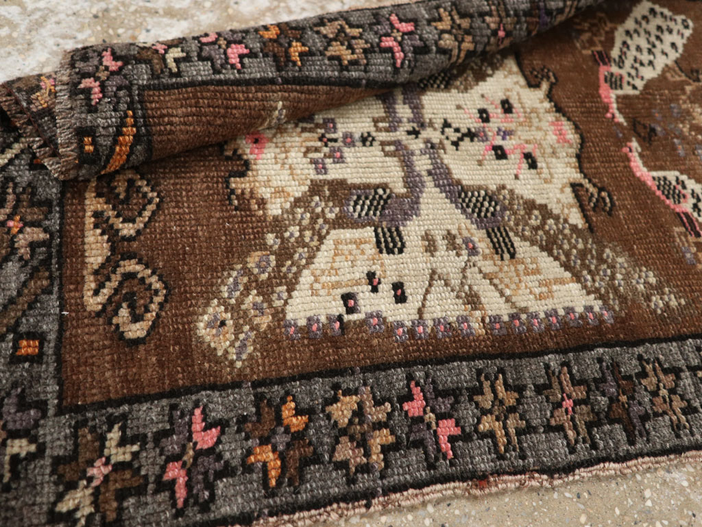 Vintage Turkish Anatolian Throw Rug, No.33450 - Gsblank