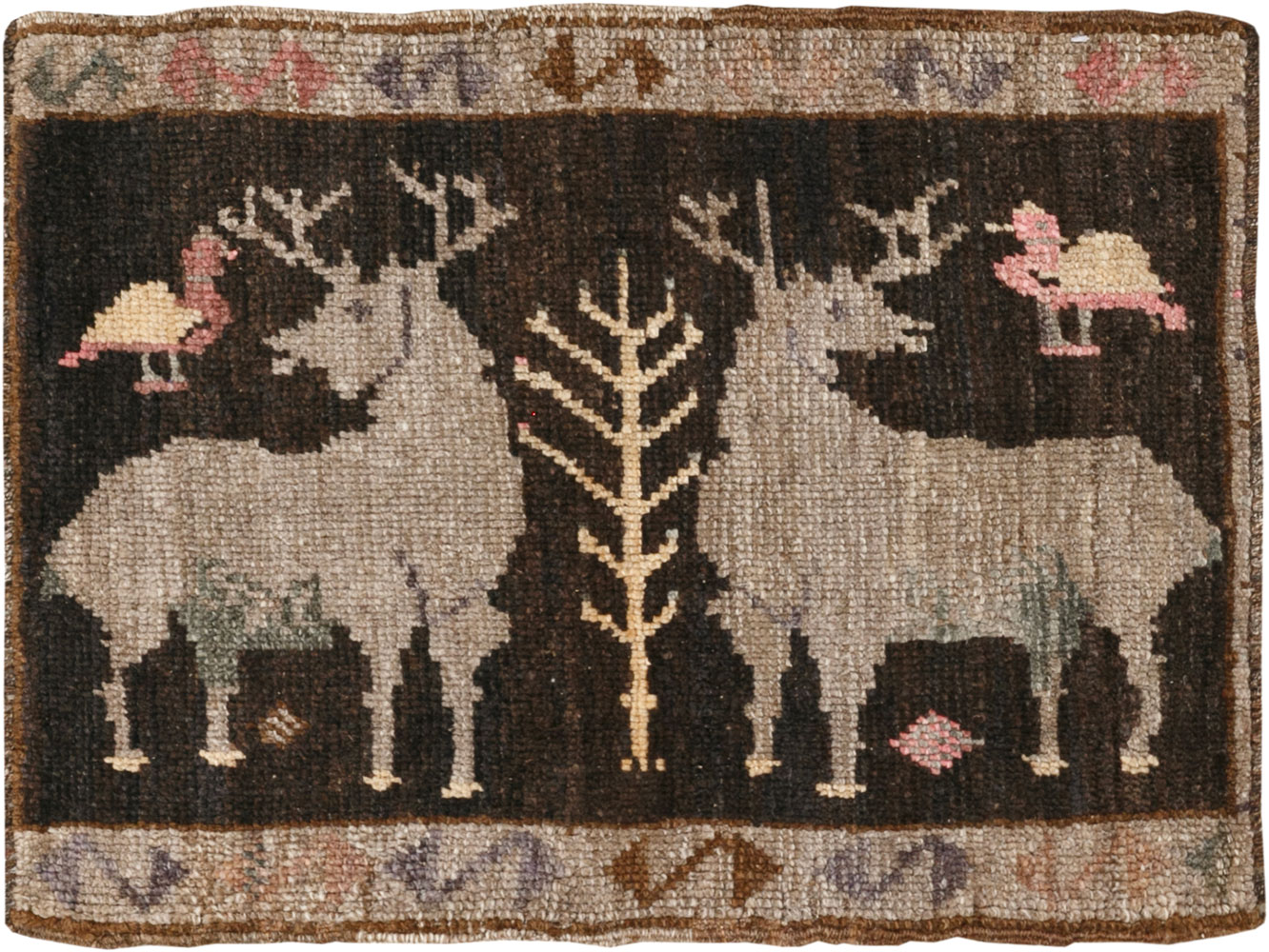 Vintage Turkish Anatolian Pictorial Rug, No.33451 - Gsblank