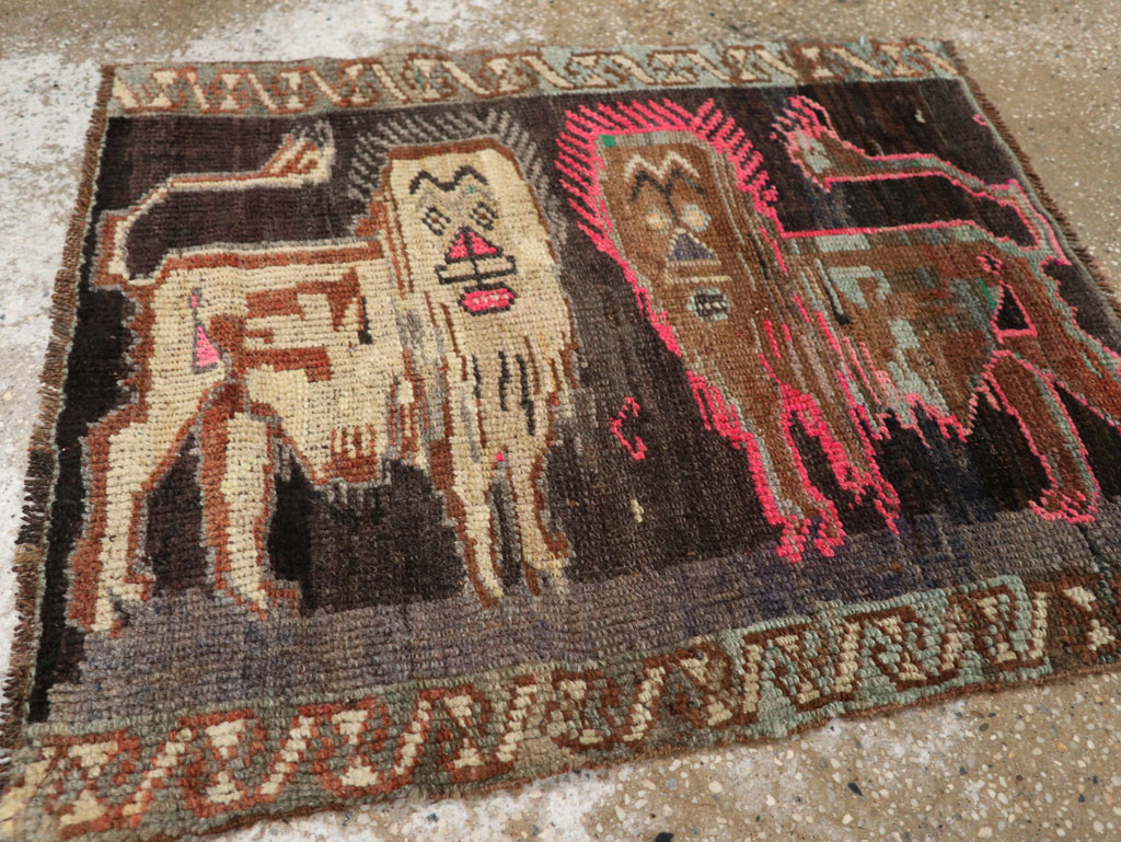 Vintage Turkish Anatolian Pictorial Rug, No.33452 - Gsblank