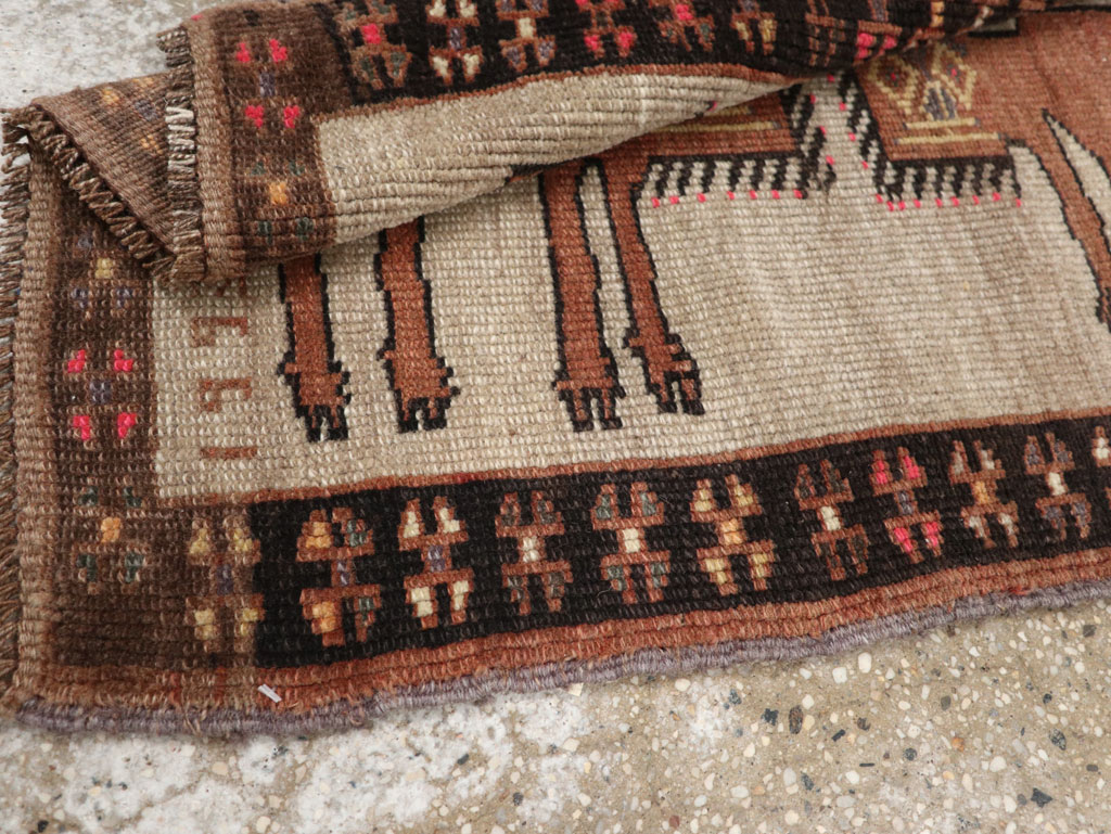 Vintage Turkish Anatolian Pictorial Rug, No.33453 - Gsblank