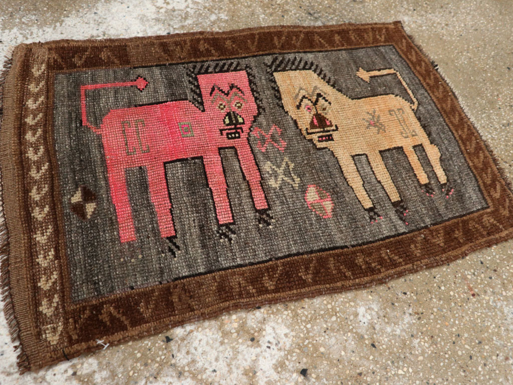 Vintage Turkish Anatolian Pictorial Rug, No.33454 - Gsblank