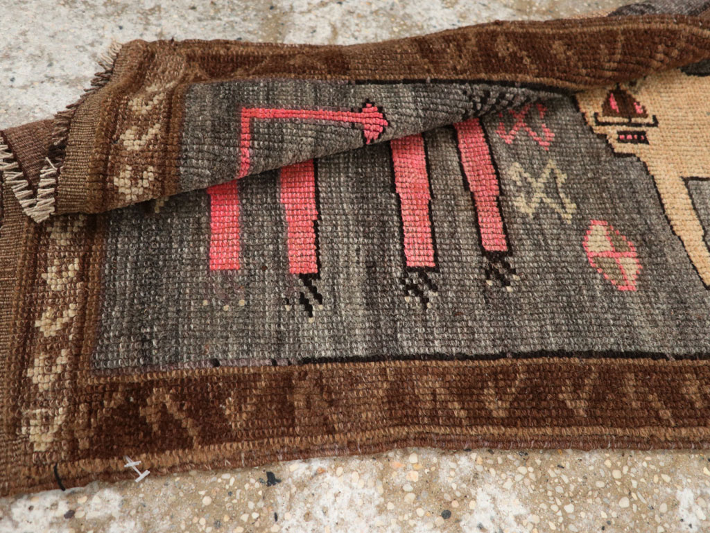 Vintage Turkish Anatolian Pictorial Rug, No.33454 - Gsblank